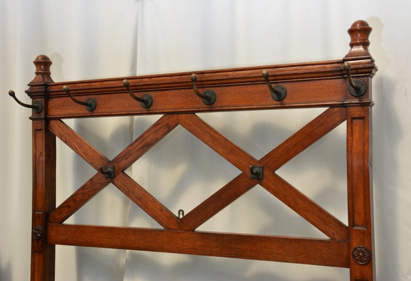 English Victorian Gothic Coat Stand Oak Hall Stand in the Manner Of Pugin - Image 5